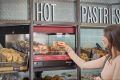 Flexeserve Hot Pastries